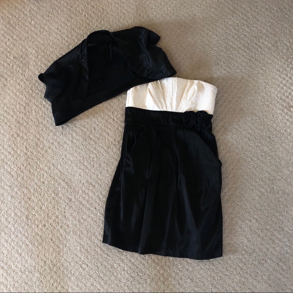 Strapless Formal Dress